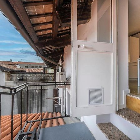 Ricasoli Garden Modern Apartments Udine Bagian luar foto