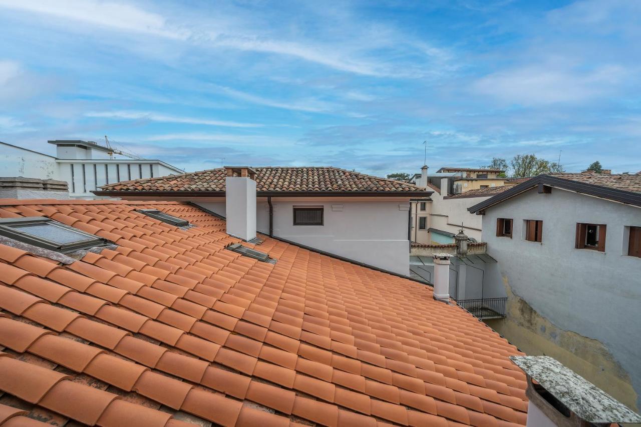 Ricasoli Garden Modern Apartments Udine Bagian luar foto